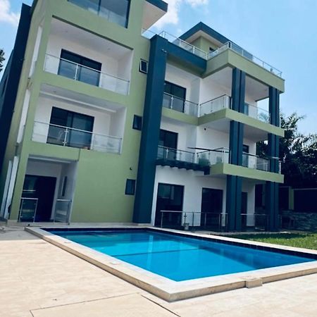 Novella Apartments Кигали Екстериор снимка